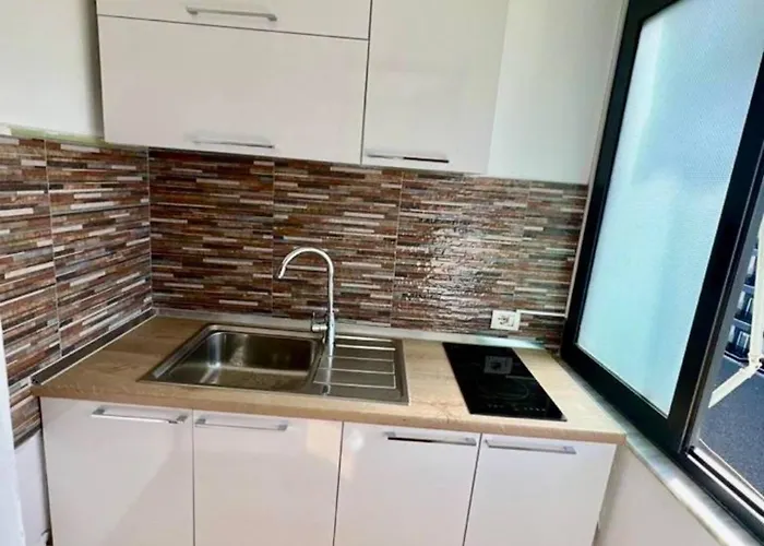 Horizon View By Adriatic Living *